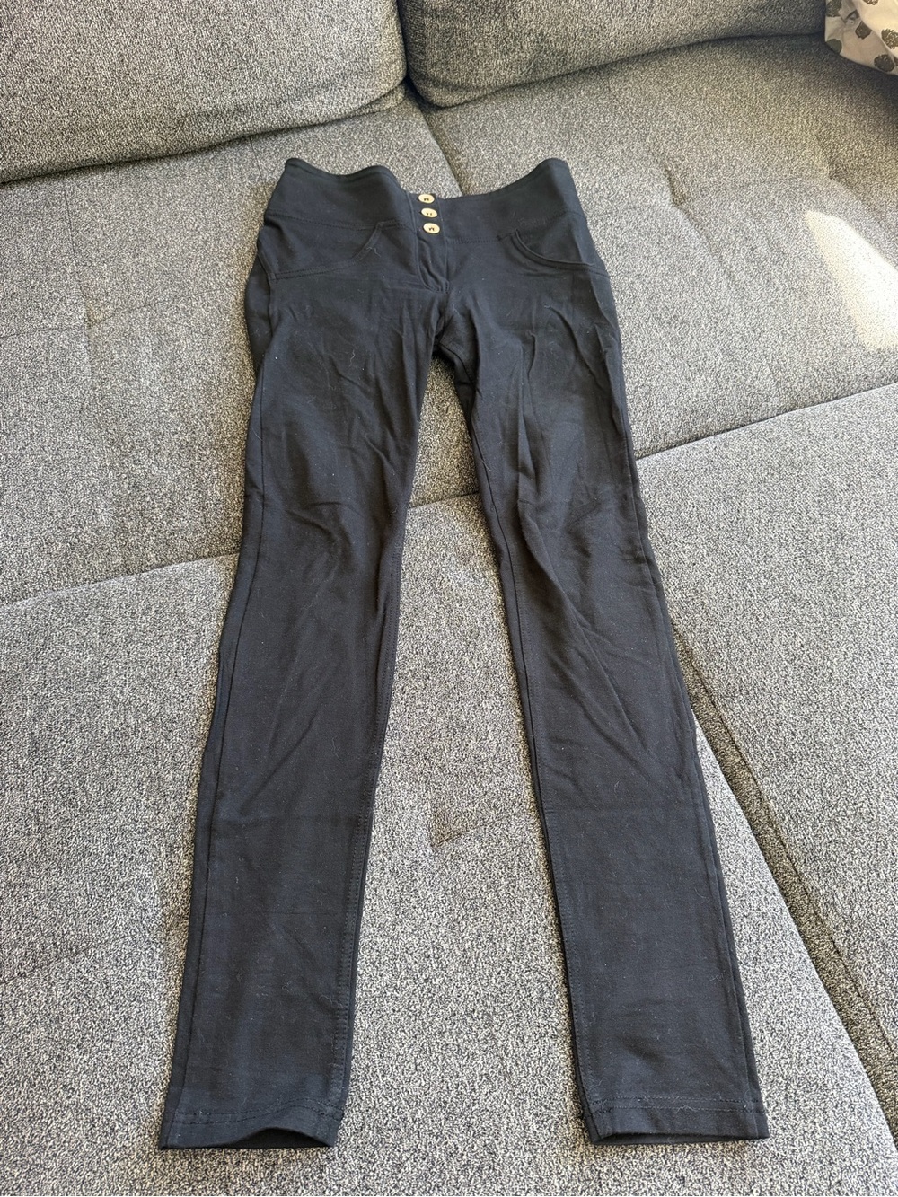 Freddy Black Stretch Leggings with Button Accent